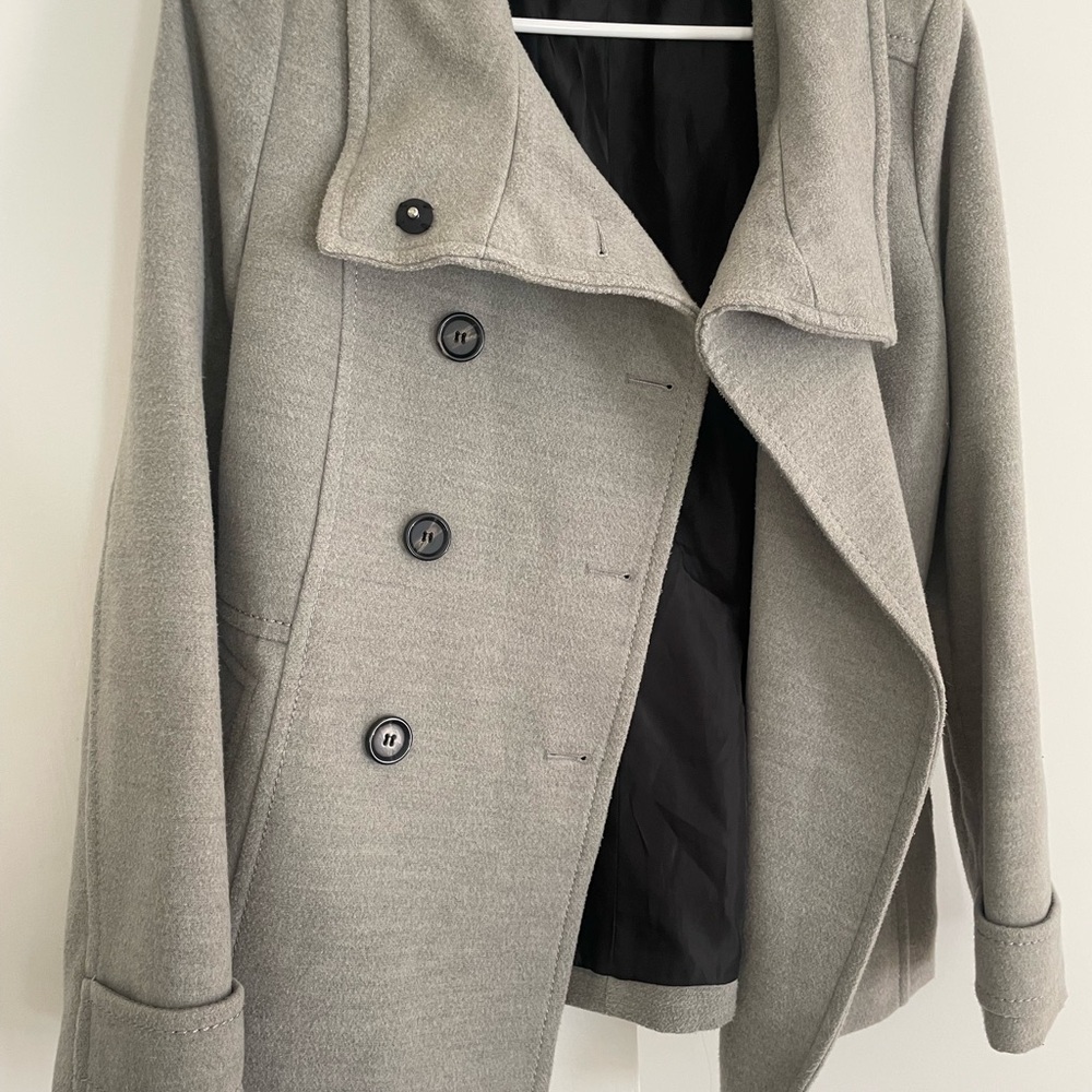 H&M Women's Gray Peacoat